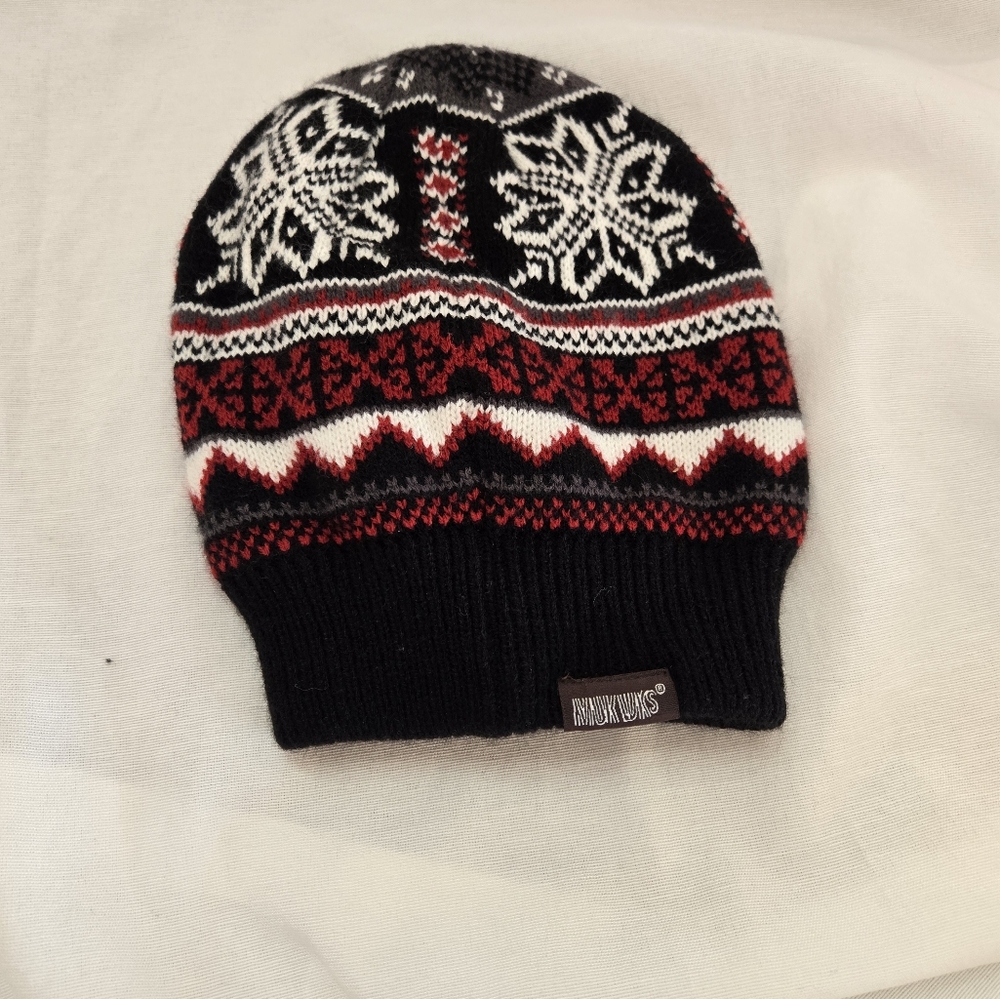 Muk Luks Knit Snowflake Winter Outdoor Hat
